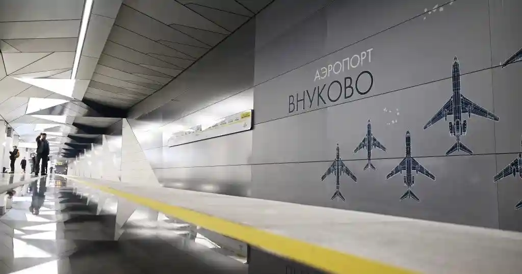Российские гимнасты более семи часов не могут вылететь на ЧМ